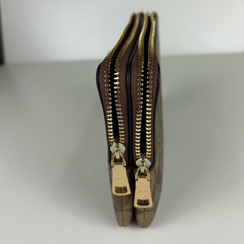 AUTHENTIC COACH DOUBLE ZIP WALLET WRISTLET - Picture 3 of 11